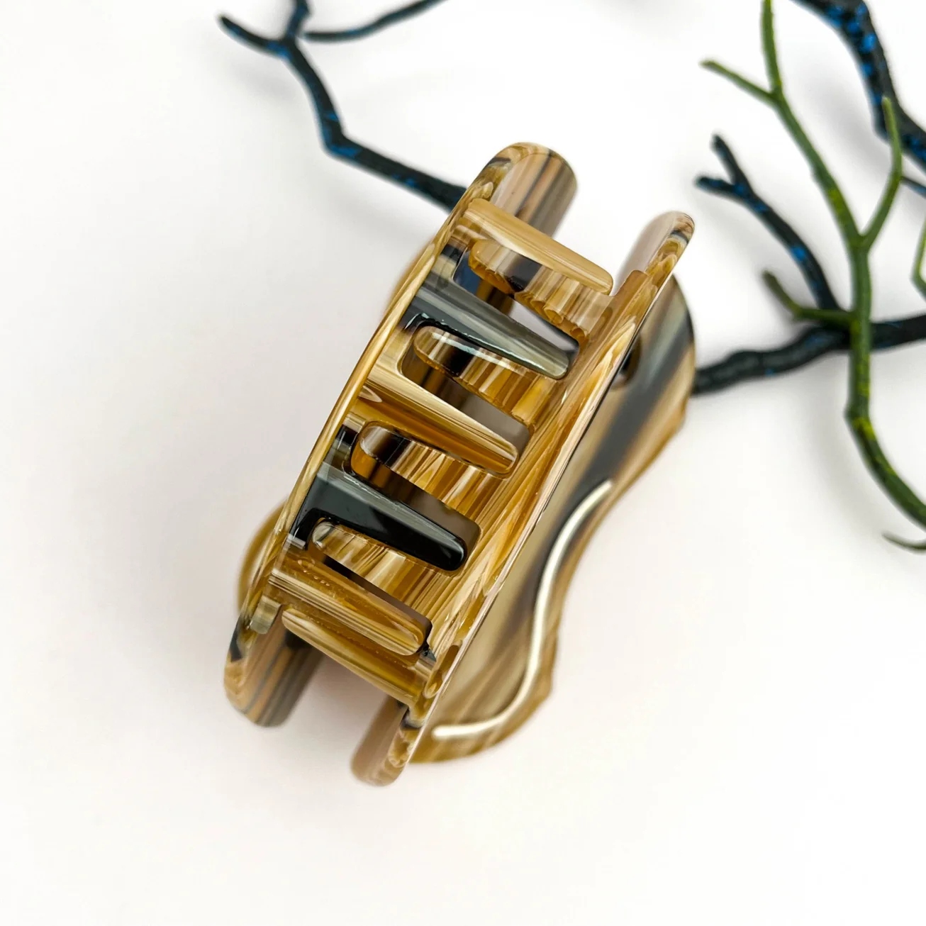 ARTIST HAIR CLAW CLIP - Image 2
