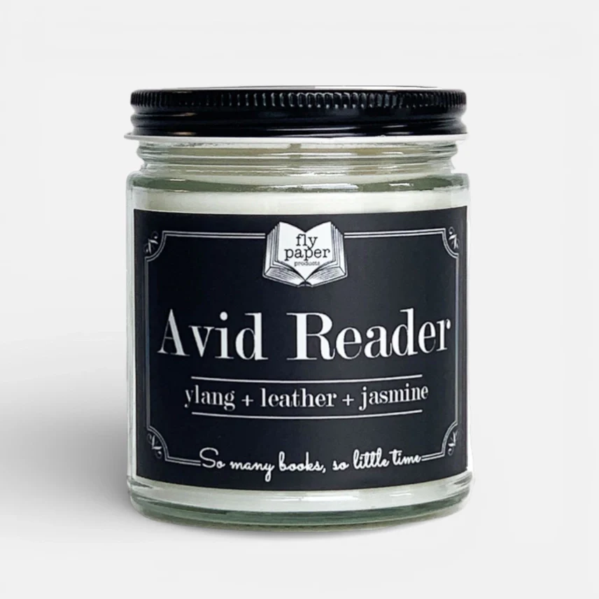 AVID READER CANDLE