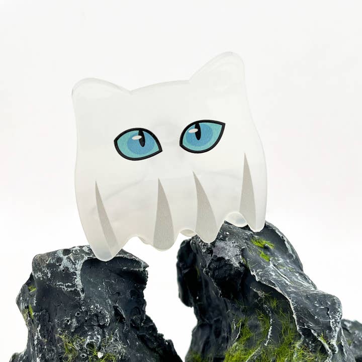 BIG-EYED GHOST HAIR CLAW CLIP