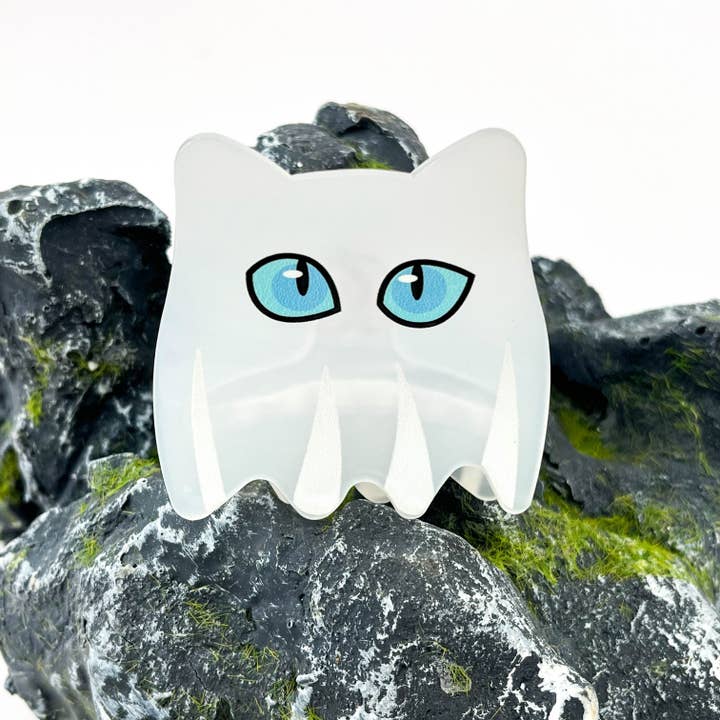 BIG-EYED GHOST HAIR CLAW CLIP - Image 2