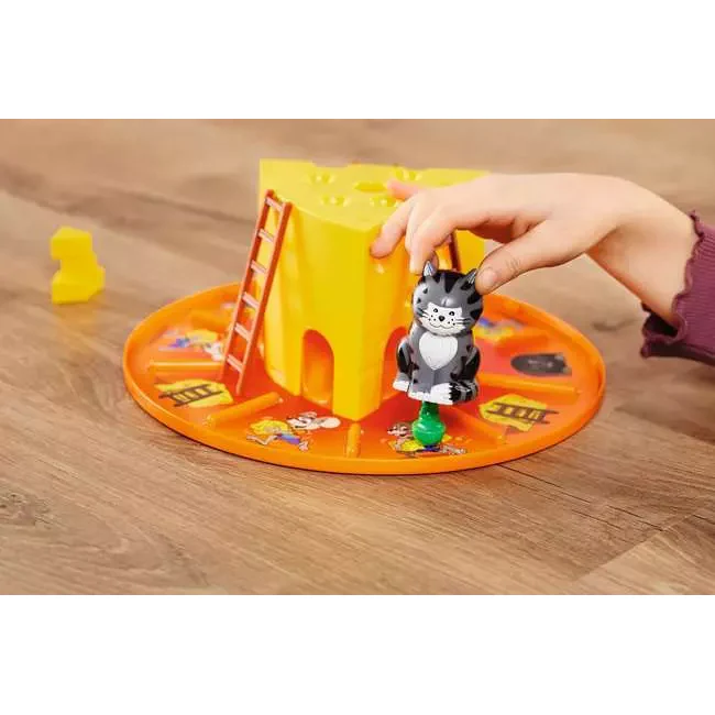 CAT & MOUSE - Image 4