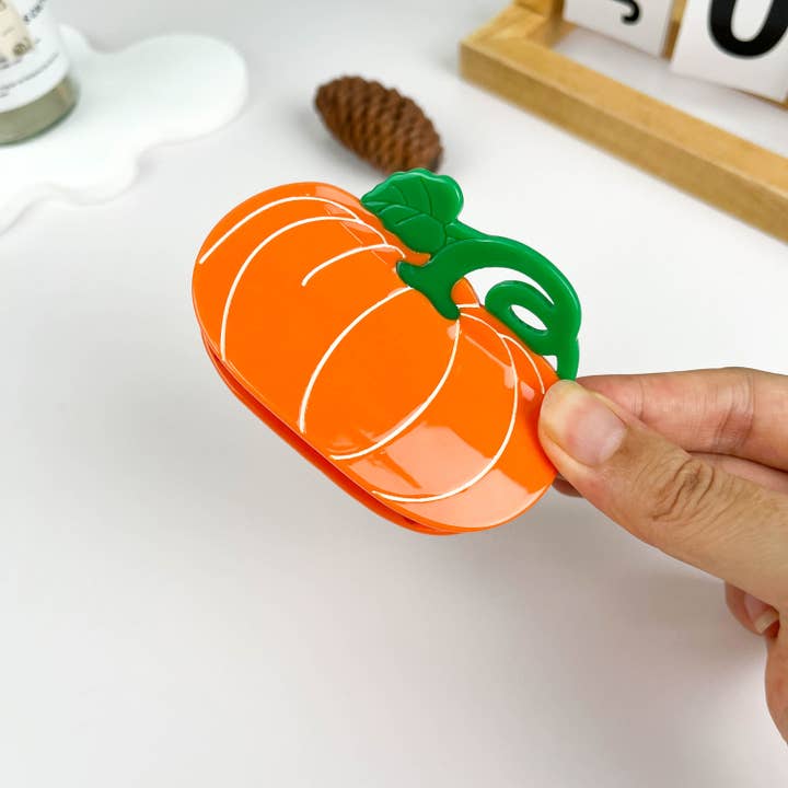 CUTE PUMPKIN HAIR CLAW CLIP - Image 2