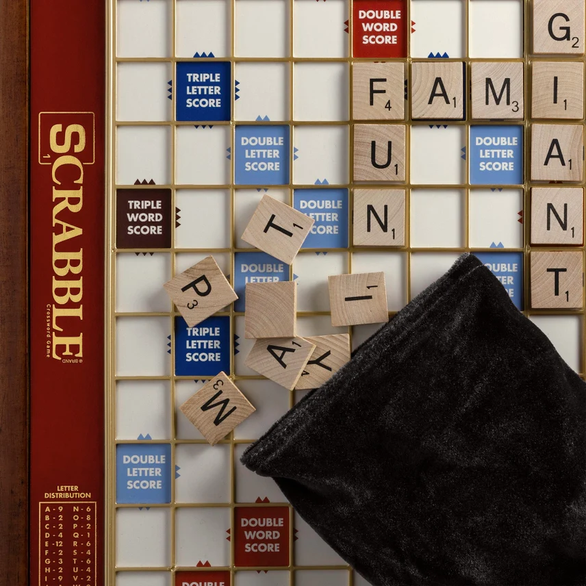 GIANT SCRABBLE DELUXE EDITION - Image 2