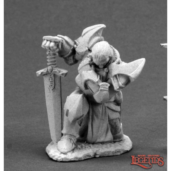 PRAYING PALADIN