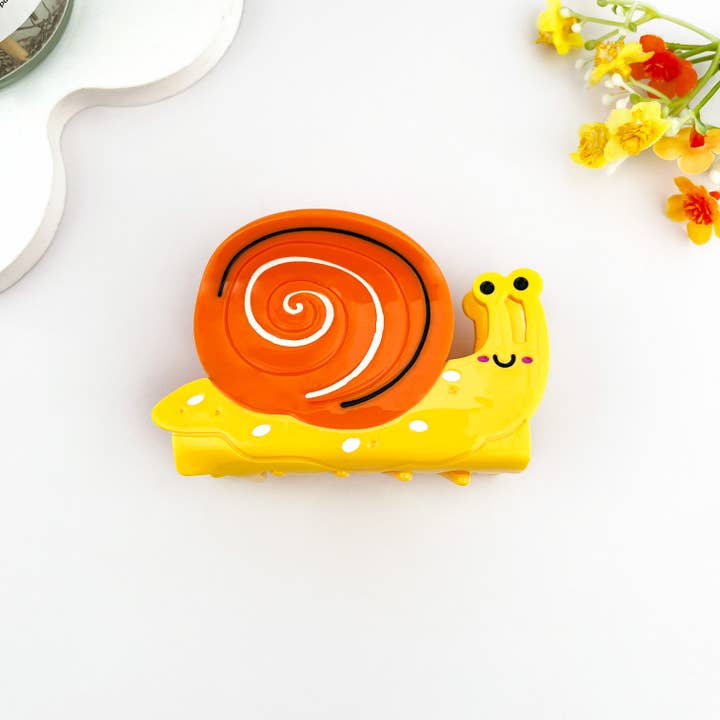 SLOW PACED CUTE SNAIL HAIR CLAW CLIP