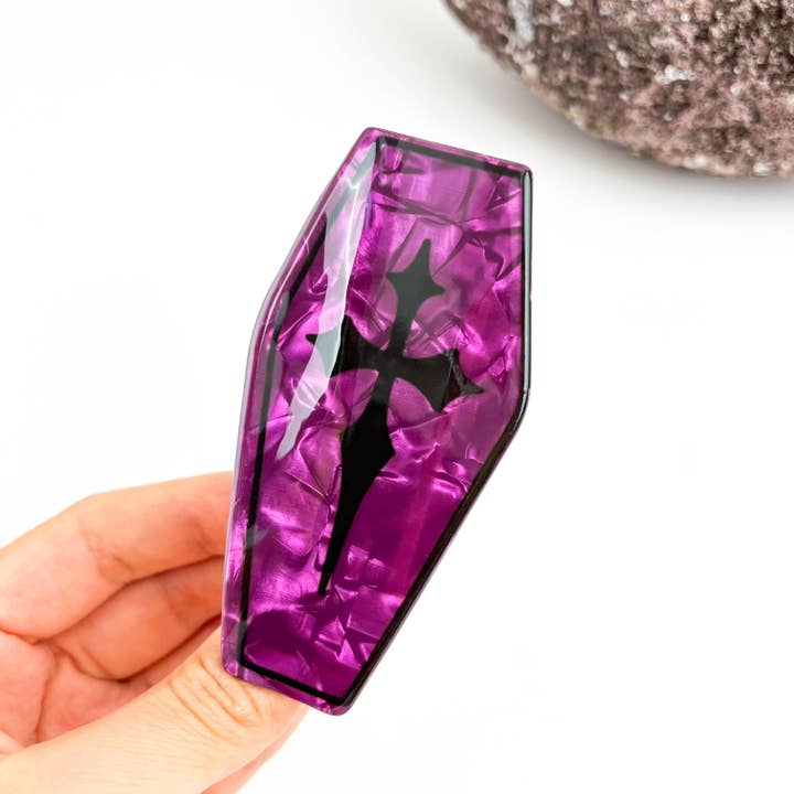 VAMPIRE COFFIN HAIR CLAW CLIP - Image 2
