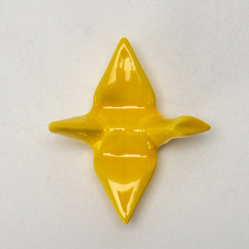 YELLOW ORIGAMI CRANE PORCELAIN CHOPSTICK REST - Image 2